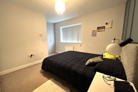 Bateson Drive, Leavesden, WATFORD - Photo 3