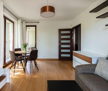 Ładne mieszkanie, oddzielna kuchnia, balkon, metro - Photo 3