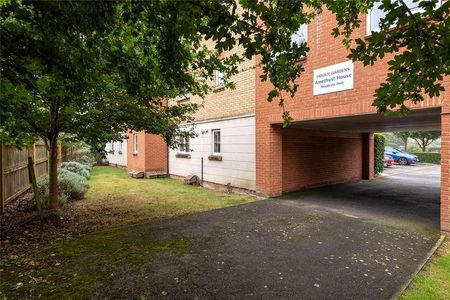 Amethyst House, Amethyst Drive, Sittingbourne, Kent, ME10 - Photo 5