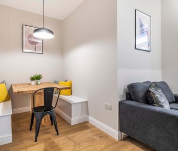 5 bedroom house to rent - Photo 1