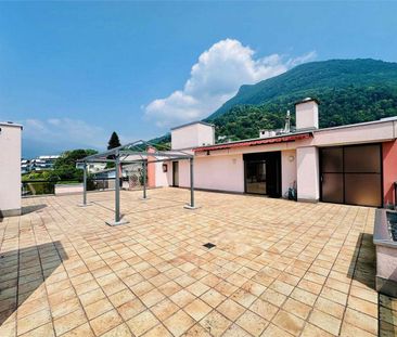 3.5-room penthouse of 145 m² with large terraces and open views - Photo 6