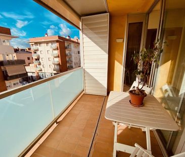 Piso de alquiler en Carrer de Frederica Montseny, Mas Lluí - Photo 3