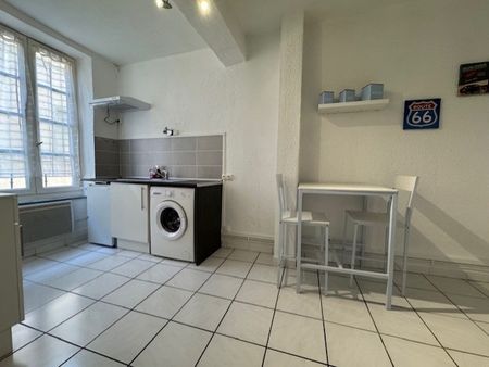 Location Appartement 1 pièce 31m² CARCASSONNE 11000 - Photo 5