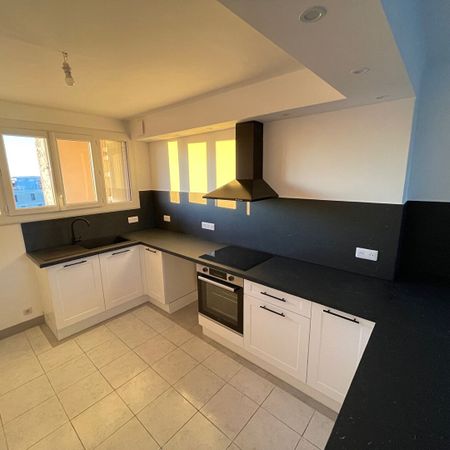 Location Appartement 3 pièces 58m² - Photo 3