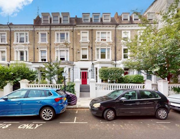 Modern Apartment - Photo 1