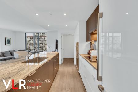 Condo in Vancouver East Side, BC - Photo 4