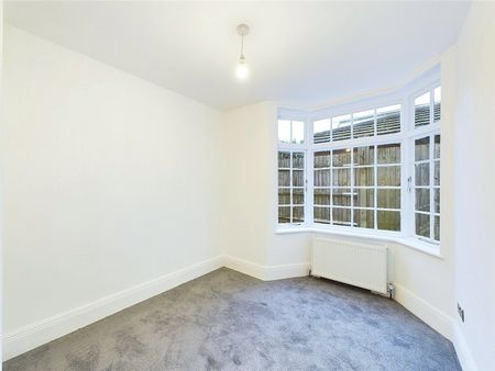 Pagoda Avenue, Richmond, Surrey, TW9 - Photo 3