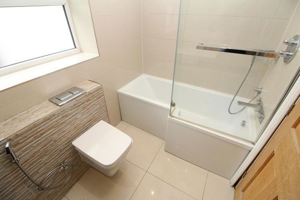 3 bedroom terraced house to rent - Photo 1