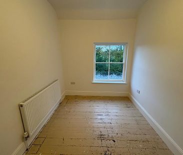 9 Merry Lane, Clive, SY4 3JS - Photo 2