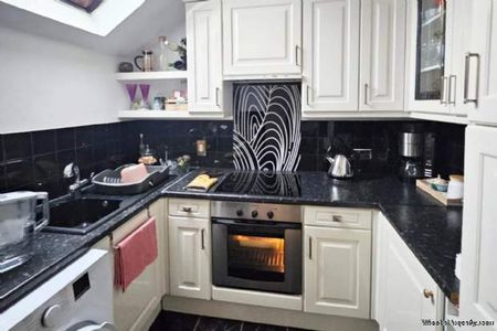 1 bedroom property to rent in London - Photo 2