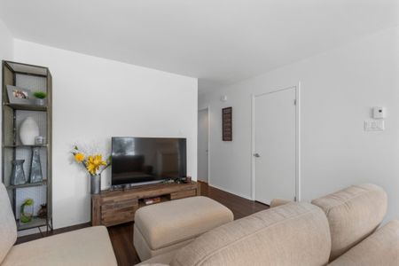Nouveauté sur le marché Appartement à louer - Laval (Chomedey) (Place Renaud) - Photo 3
