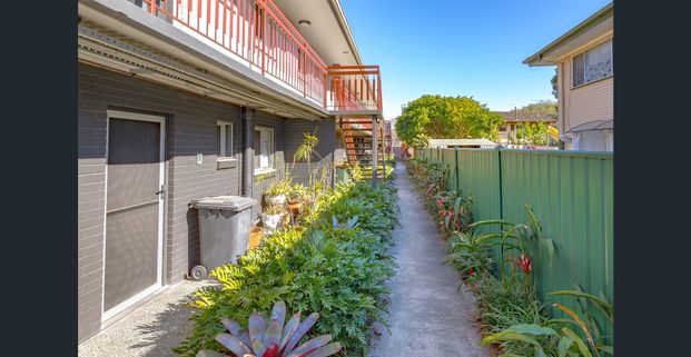 Renovated, Air Conditioned Apartment In Excellent Location - Photo 1