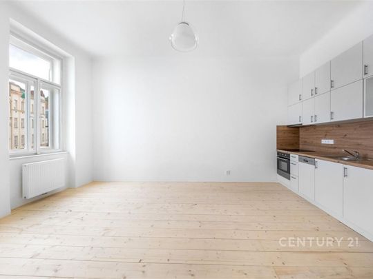 Pronájem bytu 2+kk 51 m2 - Fotografie 1