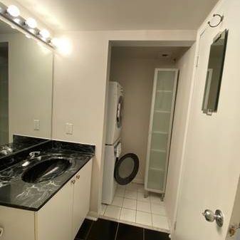 One bedroom + den near Trinity park and Ossington - Photo 4