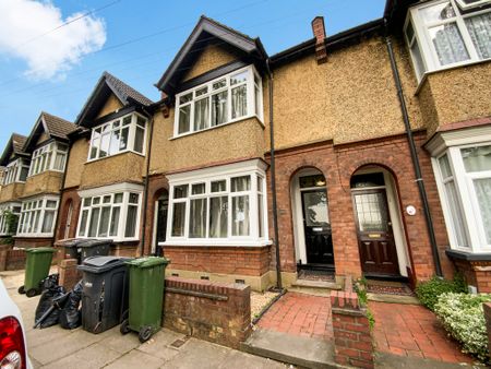 Kingston Road, Luton, LU2 - Photo 2