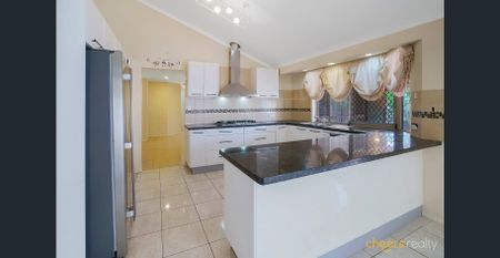 A Spacious & Conveniently Located Modern Home! - Photo 4