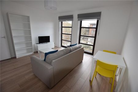 1 bedroom apartment to rent - Photo 2