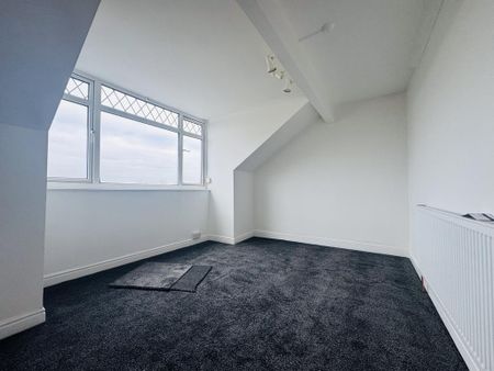 4 bedroom terraced house to rent - Photo 4