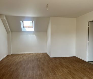 Location Maison 2 pièces 49 m² Pouligny-Notre-Dame - Photo 4