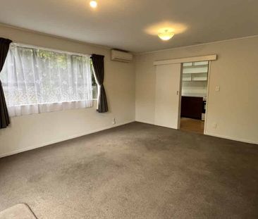 Two Bed Townhouse - Photo 2