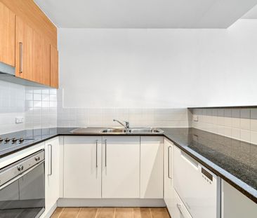 EXECUTIVE LIVING IN FORREST - Photo 1