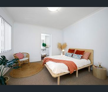 Beach-Side Apartment - Photo 5