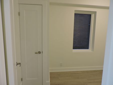 For Lease - 1555 Bloor Street Unit# 4, Toronto, Ontario - Photo 4