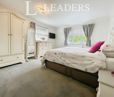 3 bedroom detached to rent Canterbury Grange, Bocking, CM7 - Photo 5