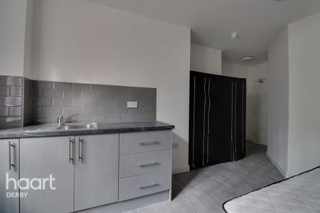 1 bedroom flat to rent - Photo 3