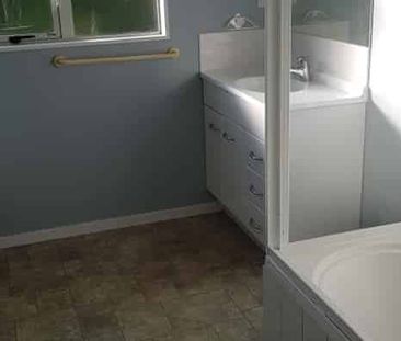 *** 3BDRM - Available 5th January 2026*** - Photo 2