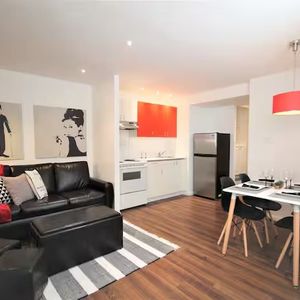 Logement Lumineux Et Fonctionnel - Photo 2