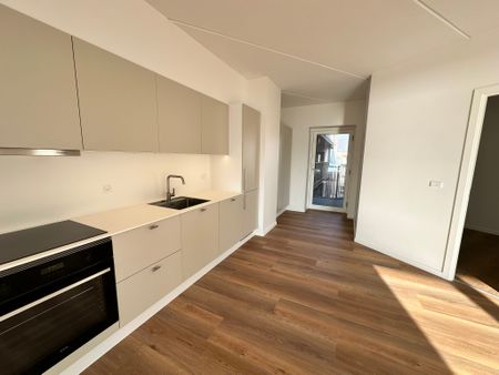 Moderne 3-værelses lejlighed med udsigt i Nørresundby - Foto 2