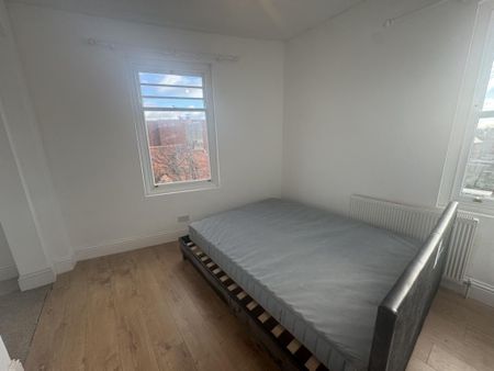 West Street, Fareham - Photo 5