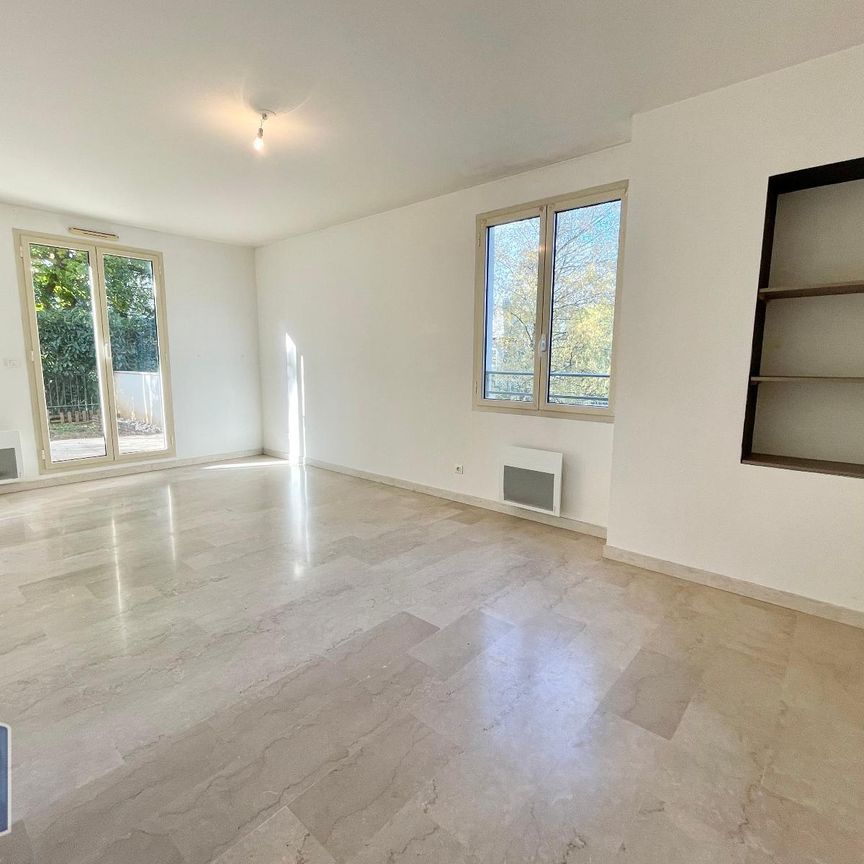 Location Appartement 2 pièces 53m² TASSIN LA DEMI LUNE 69160 - Photo 1
