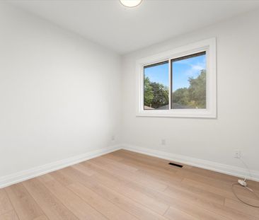 For Lease - 63 Walter Avenue Unit# MAIN, Newmarket, Ontario - Photo 4