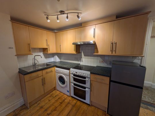 Mezzanine Studio flat - Couples accepted - Photo 1