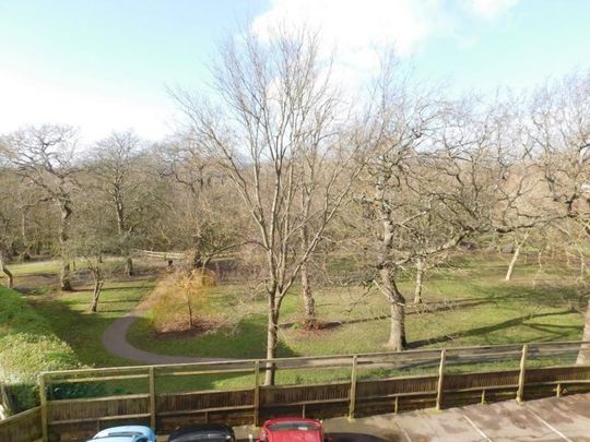 2 Bed Flat, Furze Hill House, BN3 - Photo 1