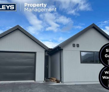 RENT REDUCED - Hawea home - Photo 4