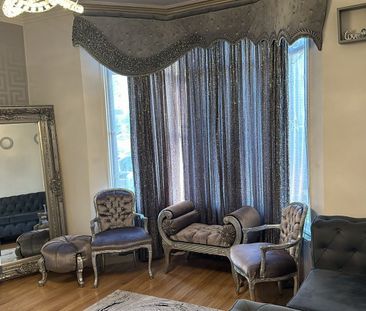 Master bedroom to rent close to seven king station - £900 pcm - Photo 4