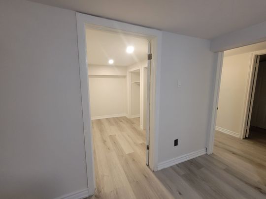 For Lease - 307 Axminster Drive Unit# Basment, Richmond Hill, Ontario - Photo 1