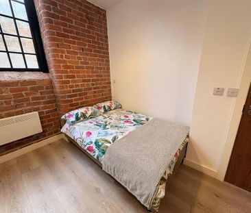 1 bedroom private hall to rent - Photo 5