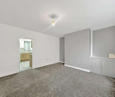 Leverhulme Avenue, Bolton, BL3 - Photo 1