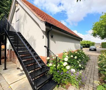 Studio to rent - Photo 6