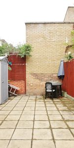 Studio Flat, Buckingham Road, NW10 - Photo 4