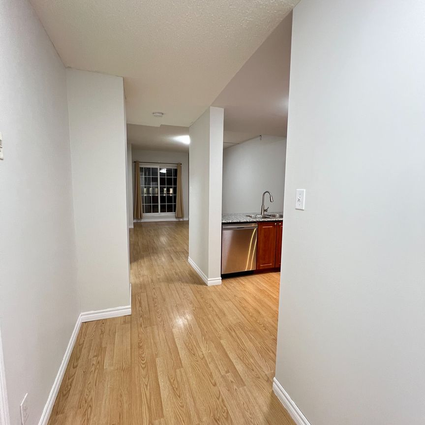 For Lease - 135 James Street Unit# 403, Hamilton, Ontario - Photo 1