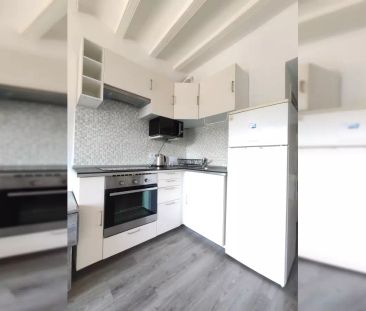 2-bedroom apartment for rent in El Raval. - Photo 3