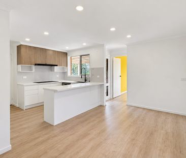 Stylishly Upgraded, Low-Maintenance Living in a Prime Doncaster Eas... - Photo 6