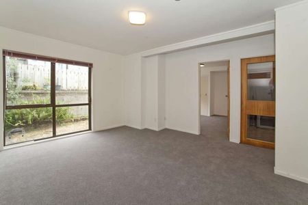 Big Size 4 Bedrooms House in Murrays Bay - Photo 2