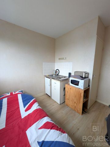 Location Appartement 1 pièce 11m² VITRE 35500 - Photo 4