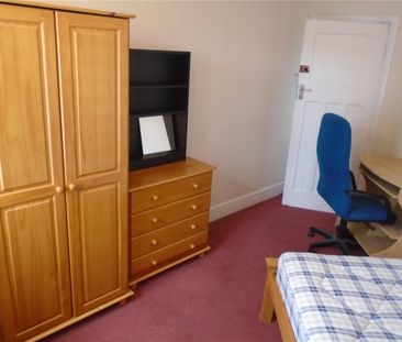 5 bedroom semi-detached house to rent - Photo 6